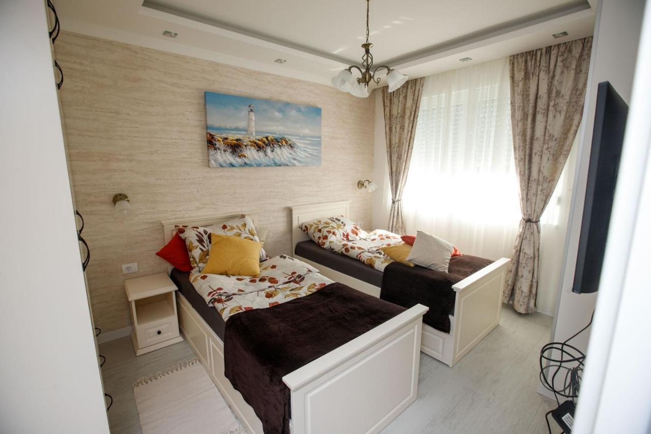 Apartman Mdb Retro Subotica Ngoại thất bức ảnh